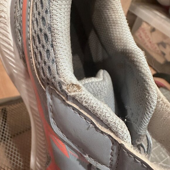 Asics Girl Contend 7 PS Running Shoes Mesh Adjustable Strap Closure Youth Size 3 - Picture 16 of 16